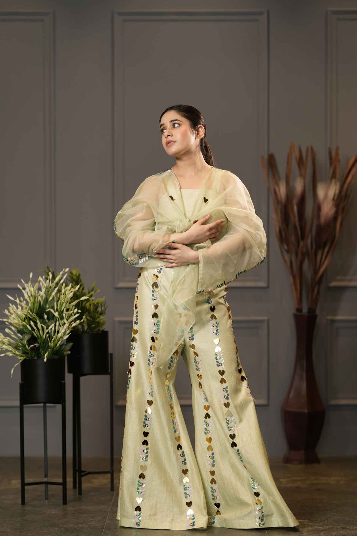 AVERY SHARARA SET